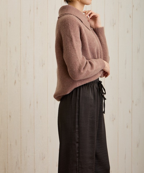 Loco Ocean(ロコオーシャン)の「アシンメトリー ビッグカラー ニット プルオーバー(ニット/セーター・レディース・キャメル/モカ・FREE)」の8枚目の写真