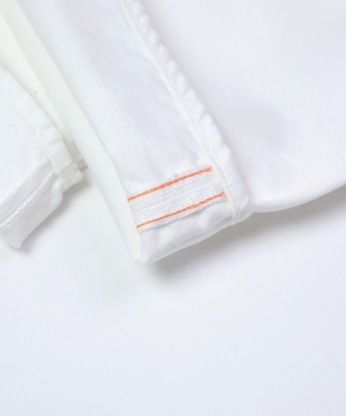 OMNIGOD（オムニゴッド）の「[OMNIGOD womens / オムニゴッド] 10ozホワイトデニム 5Pイージールーズジーンズ（デニムパンツ・レディース・ホワイト・3/2）」の2枚目の写真