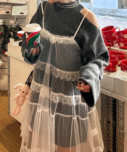 Alley by w closet(アリーバイダブルクローゼット)の「【Alley】肩あきロングニットプルオーバー(ニット/セーター・レディース・オフホワイト/チャコールグレー・FREE)」の3枚目の写真