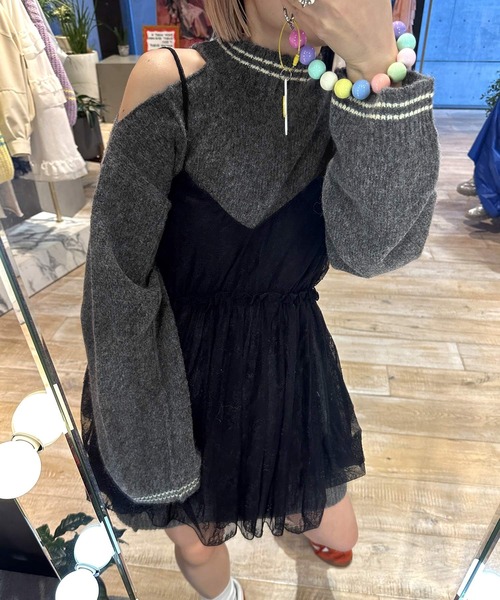 Alley by w closet(アリーバイダブルクローゼット)の「【Alley】肩あきロングニットプルオーバー(ニット/セーター・レディース・オフホワイト/チャコールグレー・FREE)」の8枚目の写真