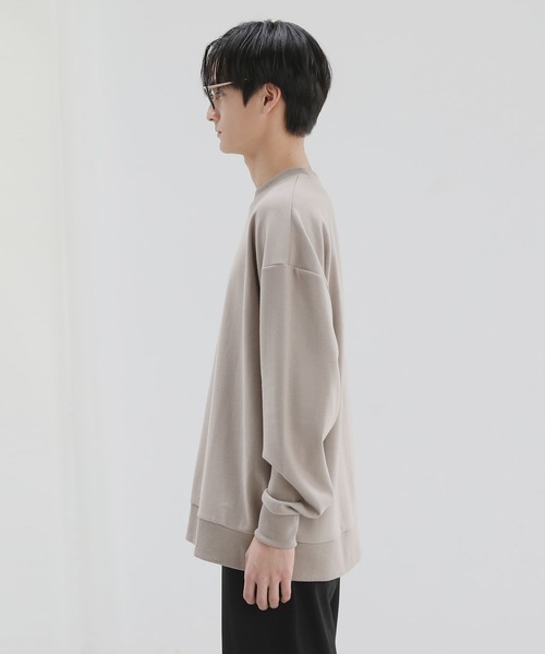 LIL VENDARS(リルヴェンダース)の「TCダンボールルーズシルエットプルオーバー(スウェット・メンズ・アッシュグレー/ベージュ/ブラック/ブルーグレー・M/L/XL)」の10枚目の写真