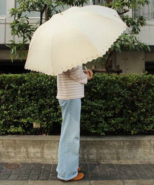 ALWAYS GOOD TIME(オルウェイズグッドタイム)の「【一級遮光・晴雨兼用】UV日傘/PARASOL/パラソル フラワーヒートカット(長傘・レディース・ブラック/ベージュ/ラベンダー・F)」の7枚目の写真