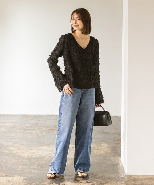 Noble ジャガード　カシュクール　ブラウス　ホワイト Noble（ノーブル）の「ジャガードカシュクールブラウス（シャツ