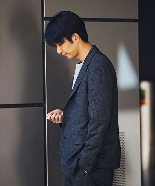 EDIFICE(エディフィス)の「メランジ ジャージ 2B ジャケット【セットアップ着用可】(テーラードジャケット・メンズ・ベージュ/ネイビー/ブラック・SMALL/MEDIUM/LARGE/X-LARGE)」の16枚目の写真