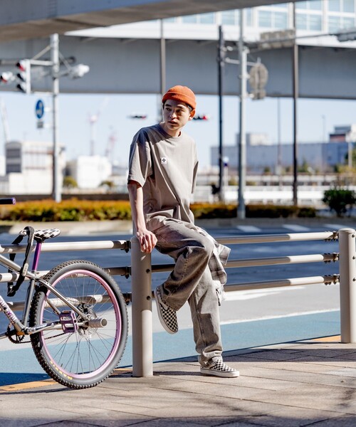 FREAK'S STORE(フリークスストア)の「限定展開 Columbia×FREAK'S STORE/コロンビア 別注 インペリアルパーク バックプリント クルーネックTシャツ(Tシャツ/カットソー・メンズ・ホワイト/ブラック/ベージュ/グレー/グリーン/ホワイト系その他/ブラック系その他/グレー系その他/ベージュ系その他/グリーン系その他・SMALL/MEDIUM/LARGE/X-LARGE)」の17枚目の写真