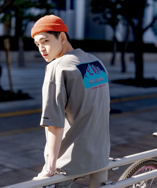 FREAK'S STORE(フリークスストア)の「限定展開 Columbia×FREAK'S STORE/コロンビア 別注 インペリアルパーク バックプリント クルーネックTシャツ(Tシャツ/カットソー・メンズ・ホワイト/ブラック/ベージュ/グレー/グリーン/ホワイト系その他/ブラック系その他/グレー系その他/ベージュ系その他/グリーン系その他・SMALL/MEDIUM/LARGE/X-LARGE)」の21枚目の写真