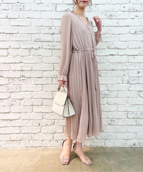 natural couture（ナチュラルクチュール）の「【mamamo】パール釦シフォンプリーツワンピース（ワンピース・レディース・ミント/その他1/その他2/ピンクベージュ/ブラック・FREE）」の17枚目の写真