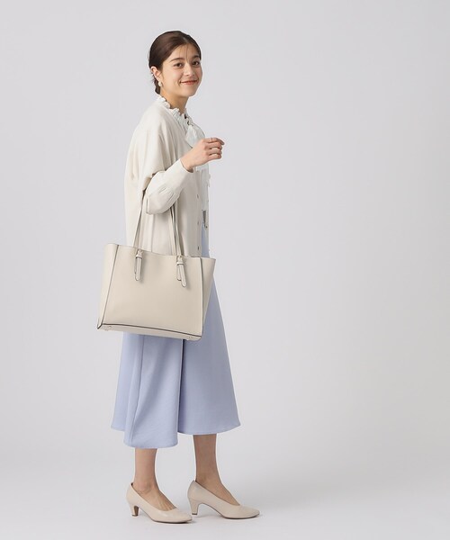 SHOO・LA・RUE（シューラルー）の「◆【A4】4ポケットトート（トートバッグ・レディース・グレー/アイボリー/ブラック・00）」の8枚目の写真