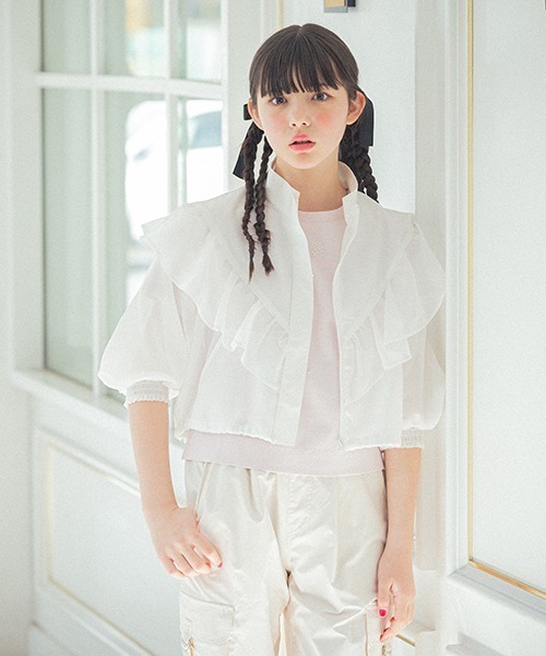 メゾピアノジュニア１４０　アウターセット ブルゾンの着画11枚目あり mezzo piano Junior（メゾピアノジュニア）の「シアーブルゾン