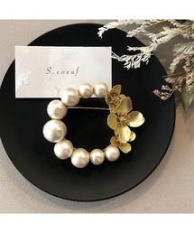 tone（トーン）の「【S.coeuf】【S.coeuf】ラウンドブローチ　コットンパールとフラワーブーケ(MA)（ブローチ/コサージュ）」