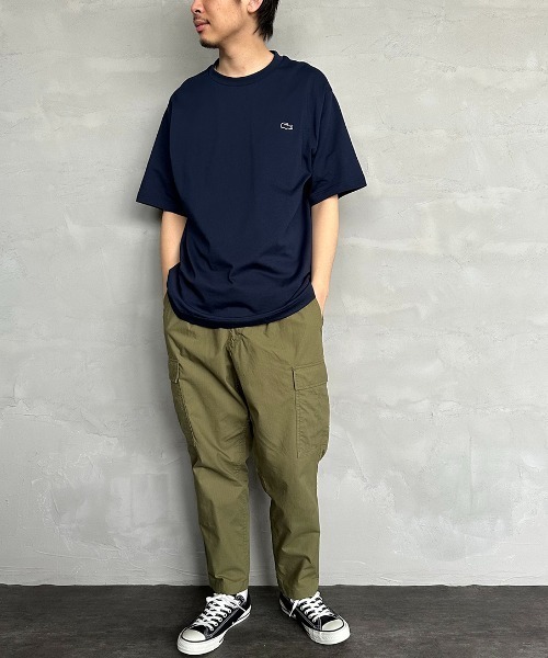 LACOSTE（ラコステ）の「[LACOSTE/ラコステ] ワンポイントロゴ クルーネックTシャツ（Tシャツ/カットソー・レディース・ブラック/サックスブルー/ネイビー/ホワイト/アイボリー/グリーン・2/3/4/5/6）」の17枚目の写真