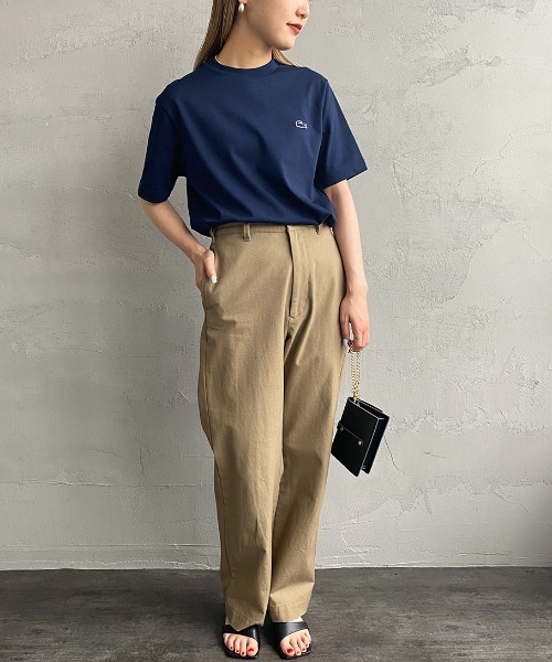 LACOSTE（ラコステ）の「[LACOSTE/ラコステ] ワンポイントロゴ クルーネックTシャツ（Tシャツ/カットソー・レディース・ブラック/サックスブルー/ネイビー/ホワイト/アイボリー/グリーン・2/3/4/5/6）」の15枚目の写真