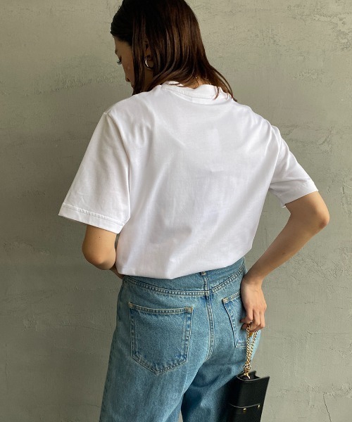 LACOSTE（ラコステ）の「[LACOSTE/ラコステ] ワンポイントロゴ クルーネックTシャツ（Tシャツ/カットソー・レディース・ブラック/サックスブルー/ネイビー/ホワイト/アイボリー/グリーン・2/3/4/5/6）」の19枚目の写真