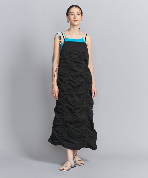 BEAUTY&YOUTH UNITED ARROWS（ビューティーアンドユースユナイテッドアローズ）の「ナイロンヴィンテージ ドローストキャミワンピース（ワンピース・レディース・ブラック/ライトグレー/ライトブルー・M/S）」の4枚目の写真