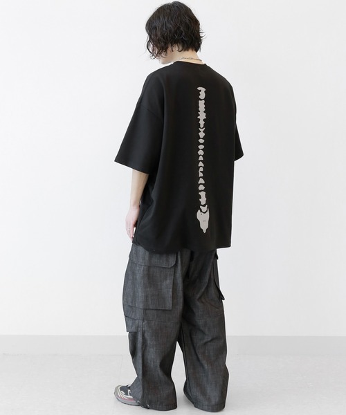 minsobi（ミンソビ）の「バックボーン半袖Tシャツ（Tシャツ/カットソー・メンズ・グレー/ブラック・FREE）」の19枚目の写真
