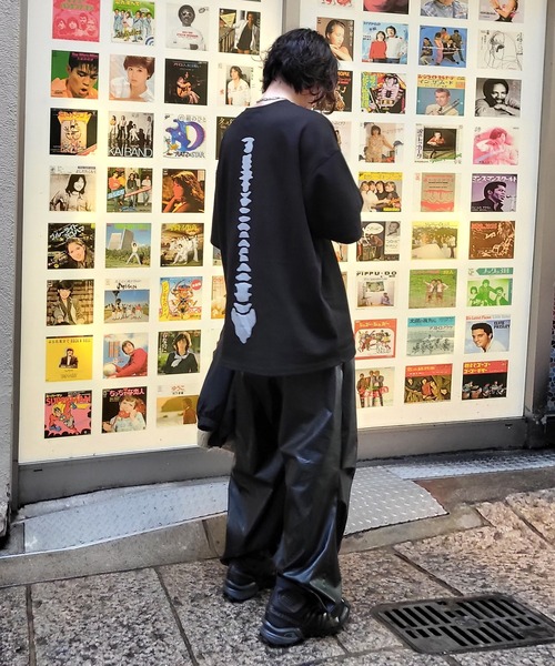 minsobi（ミンソビ）の「バックボーン半袖Tシャツ（Tシャツ/カットソー・メンズ・グレー/ブラック・FREE）」の11枚目の写真