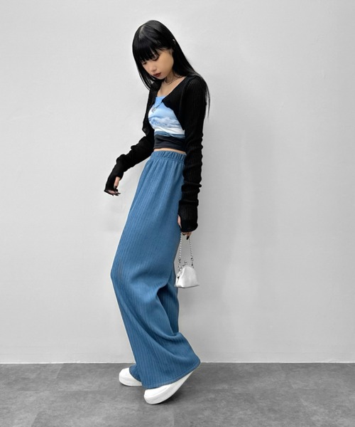 LVEU.(ラブユ.)の「【LVEU.】マイクロプリーツストレートパンツ / ボトムス パンツ プリーツ イージー ゆったり ストレッチ ブラック ブルー(その他パンツ・レディース・ブラック/ブルー・FREE)」の10枚目の写真