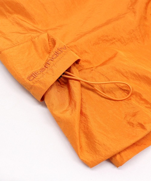 RNA(アールエヌエー)の「T1009 シャイニーナイロンショーツ(その他パンツ・レディース・ブルー/オレンジ/ブラック・MEDIUM)」の19枚目の写真