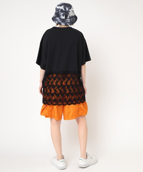 RNA(アールエヌエー)の「T1009 シャイニーナイロンショーツ(その他パンツ・レディース・ブルー/オレンジ/ブラック・MEDIUM)」の15枚目の写真