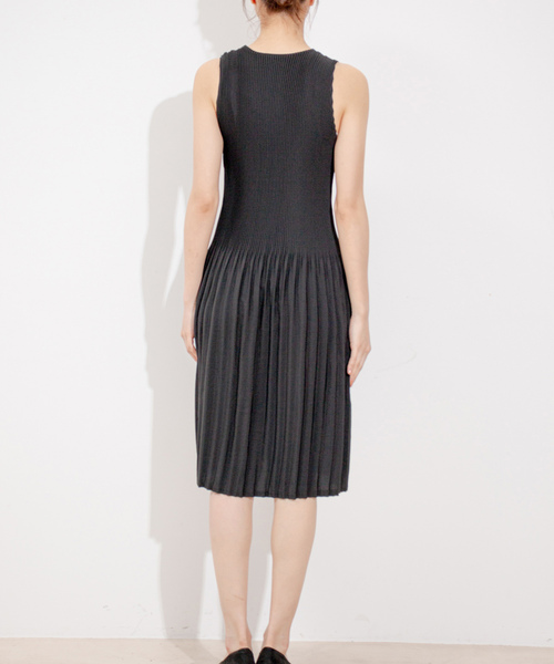 【セール】プリーツワンピース（ワンピース）｜Jayro（ジャイロ）