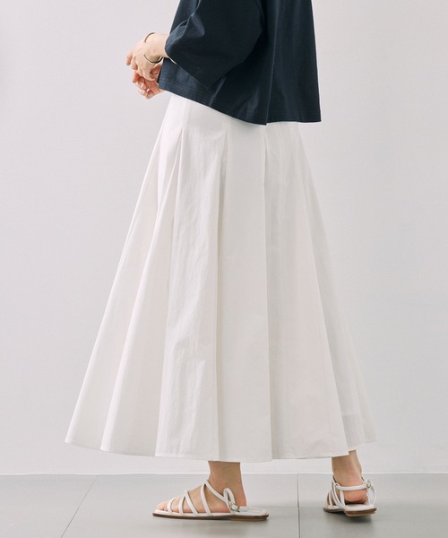 BABYLONE（バビロン）の「[OT]タイプフレアミディースカート（スカート・レディース・オフホワイト/ブラック・フリー）」の18枚目の写真