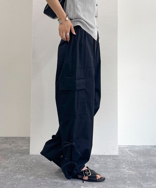 fredy emue（フレディエミュ）の「サイドリボンカーゴパンツ（カーゴパンツ・レディース・ベビーピンク/ブラック/ブラウン・38）」の17枚目の写真