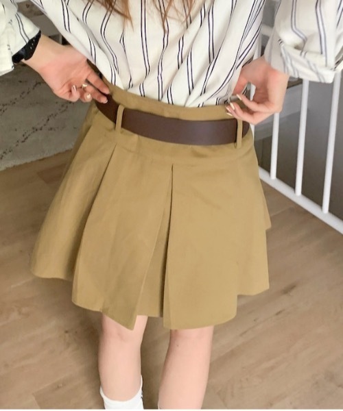 Teem Store(チームストア)の「ワイドプリーツ ミニスカート スカパン(スカート・レディース・ベージュ/ブラック・L/S/M)」の4枚目の写真