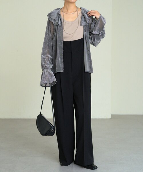 Omekashi（オメカシ）の「Nowhere タンクトップ（キャミソール・レディース・オフホワイト/ブラック/ベージュ/ボルドー/グレー・FREE）」の10枚目の写真