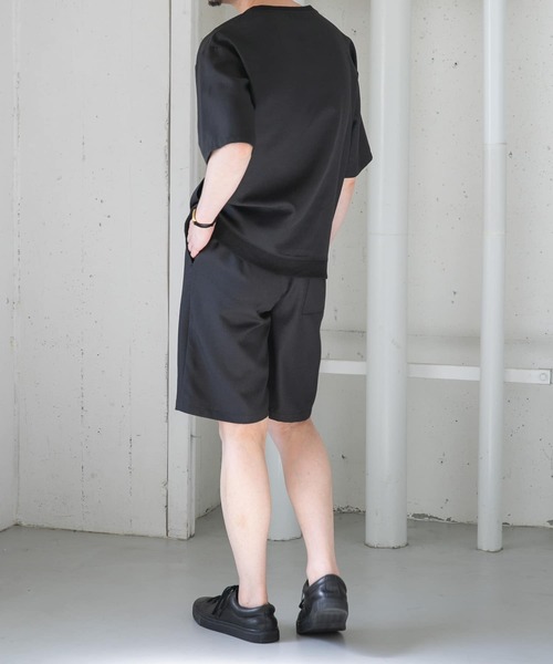 URBAN RESEARCH ROSSO MEN(アーバンリサーチロッソメン)の「『セットアップ対応』『XLサイズあり』『WEB限定』LINEN LIKEリラックスリブTシャツ(Tシャツ/カットソー・メンズ・ブラック/ベージュ・MEDIUM/LARGE/X-LARGE)」の15枚目の写真