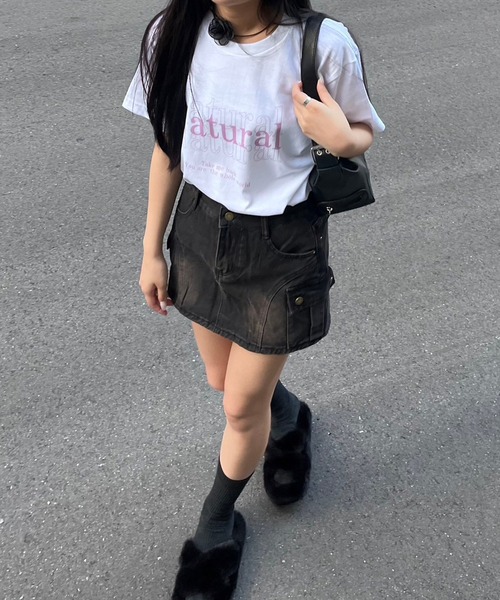 fiere（フィエール）の「英字プリント半袖Tシャツ（Tシャツ/カットソー・レディース・ホワイト/アイボリー/A・M/L/LARGE/MEDIUM/XL/SMALL）」の6枚目の写真