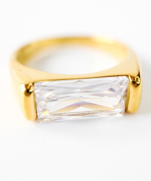 TUWAKRIM（トゥワクリム）の「【TUWAKRIM】レクタングルジルコニアリング（リング・レディース・ゴールド・MEDIUM/LARGE/X-LARGE）」の8枚目の写真