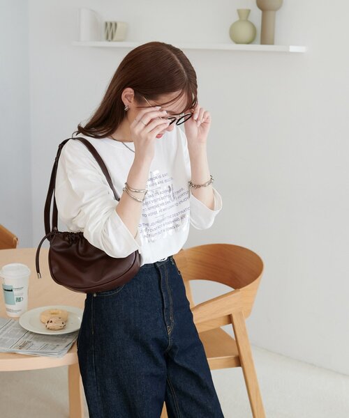 DISCOAT(ディスコート)の「【WEB限定】ハクプリントロングスリーブTシャツ(Tシャツ/カットソー・レディース・ライトベージュ/チャコールグレー/オフホワイト・FREE)」の21枚目の写真