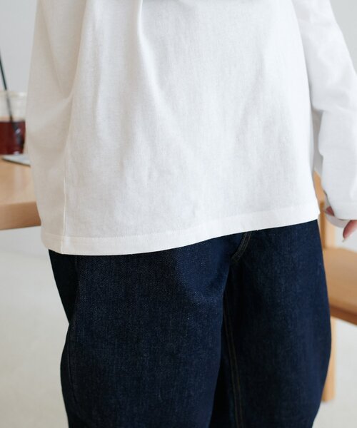 DISCOAT(ディスコート)の「【WEB限定】ハクプリントロングスリーブTシャツ(Tシャツ/カットソー・レディース・ライトベージュ/チャコールグレー/オフホワイト・FREE)」の5枚目の写真