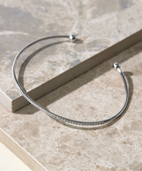 【セール】クリスタルライン細バングル（バングル/リストバンド）｜ear PAPILLONNER（イアパピヨネ）