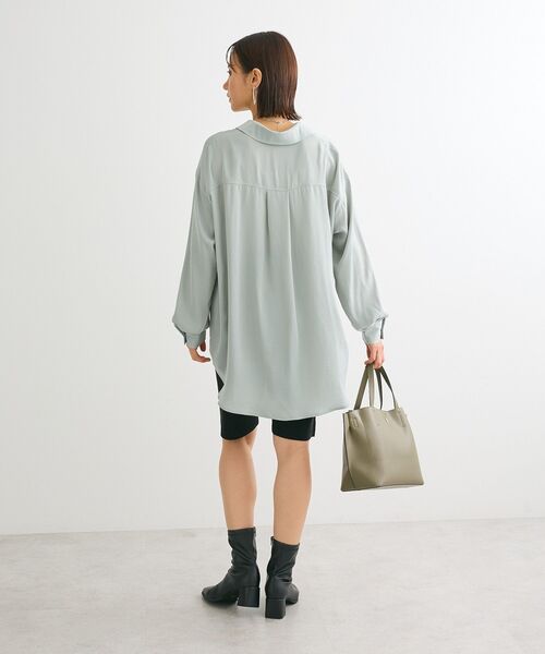 Sugar spoon（シュガースプーン）の「・SUGAR SPOON サテンオーバーシャツチュニック（チュニック・レディース・ベージュ/グリーン/ブラック/オフホワイト・FREE）」の7枚目の写真