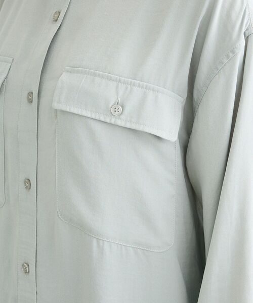 Sugar spoon（シュガースプーン）の「・SUGAR SPOON サテンオーバーシャツチュニック（チュニック・レディース・ベージュ/グリーン/ブラック/オフホワイト・FREE）」の13枚目の写真