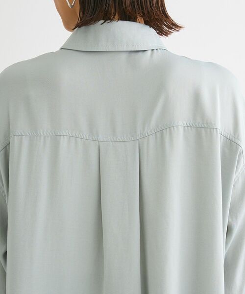 Sugar spoon（シュガースプーン）の「・SUGAR SPOON サテンオーバーシャツチュニック（チュニック・レディース・ベージュ/グリーン/ブラック/オフホワイト・FREE）」の15枚目の写真