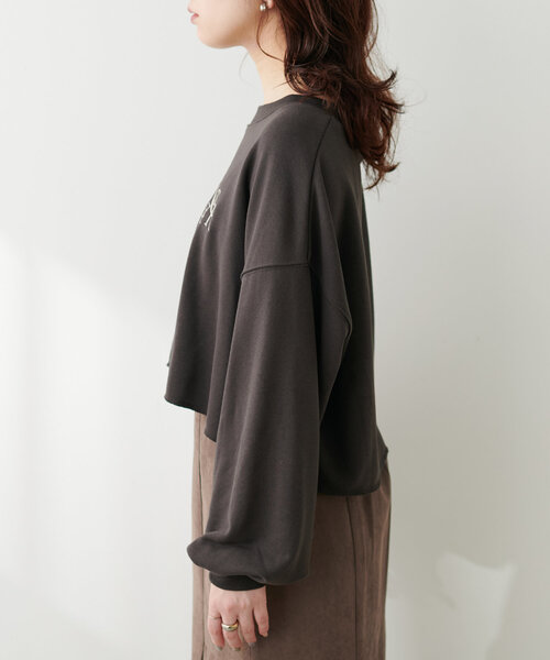 natural couture(ナチュラルクチュール)の「【WEB限定】刺繍ロゴ裏毛プルオーバー(Tシャツ/カットソー・レディース・モカ/ピンク/ライトベージュ/チャコールグレー・FREE)」の11枚目の写真