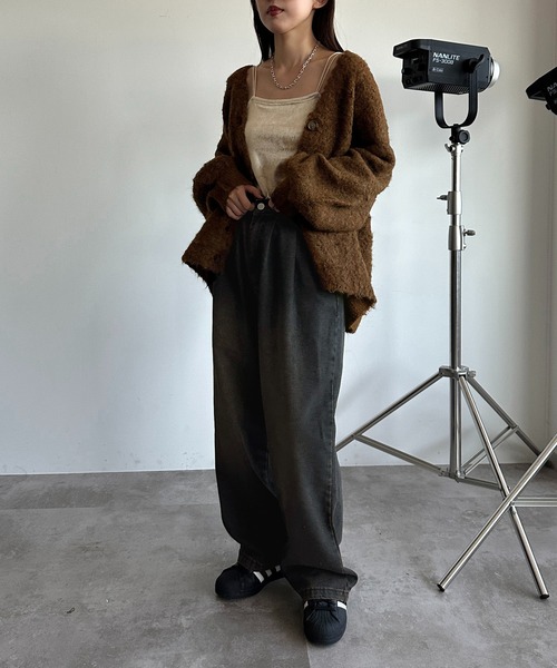 apres jour mignon(アプレジュールミニョン)の「ベロアキャミ【ZOZOTOWN限定アイテム】(キャミソール・レディース・ベージュ/ダークブラウン/カーキ/ブラック・X-LARGE/フリー)」の22枚目の写真