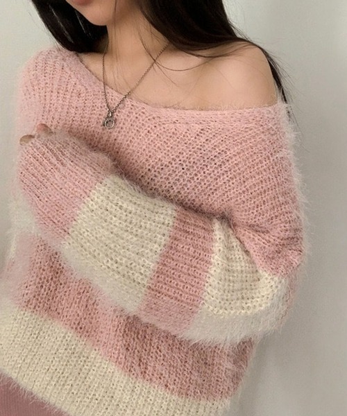 leune(ルネ)の「シャギーオフショルボーダールーズニット(ニット/セーター・レディース・ピンク/ブルー/ブラック・FREE)」の1枚目の写真