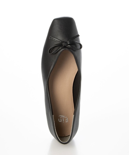 Fin（フィン）の「スクエアトゥVカットバレエシューズ【低反発スポンジ入り】（バレエシューズ・レディース・ブラック/シルバー/ブラック系その他/グレー/レッド・22.5cm/24.5cm/24cm/23.5cm/23cm）」の9枚目の写真