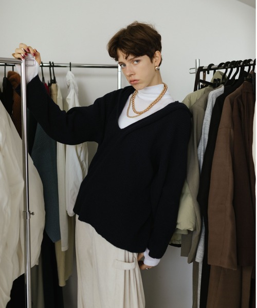 HANNE(アン)の「フーディーニットプルオーバー(ニット/セーター・レディース・ベージュ/ネイビー/ブルー・FREE)」の11枚目の写真