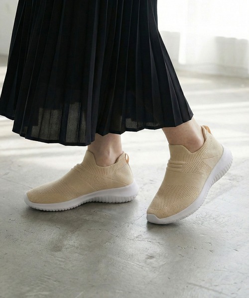 AAA+Feminine(サンエープラスフェミニン)の「AAA+FEMININE ニットスニーカー(スニーカー・レディース・ベージュ/ネイビー/ブラック/ブラック系その他/グレー・35/36/37/39/40/41/42/43/44/38)」の4枚目の写真