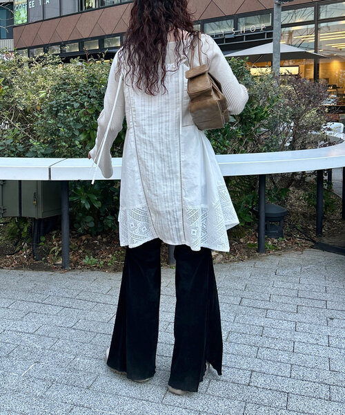 Kastane（カスタネ）の「ボウタイ配色リブニット（ニット/セーター・レディース・グレー/アイボリー/ブラック/レッド/イエロー/ブラック系その他・FREE）」の21枚目の写真