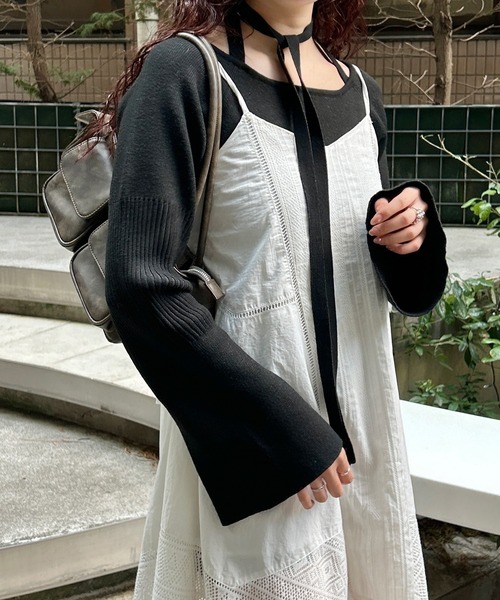 Kastane（カスタネ）の「ボウタイ配色リブニット（ニット/セーター・レディース・グレー/アイボリー/ブラック/レッド/イエロー/ブラック系その他・FREE）」の4枚目の写真