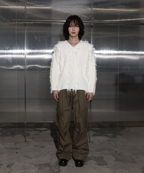 FOLLOWIN（フォロウィン）の「[UNISEX] バルキーフリンジニット（ニット/セーター・レディース・ホワイト/ブラック/グレー・FREE）」の4枚目の写真