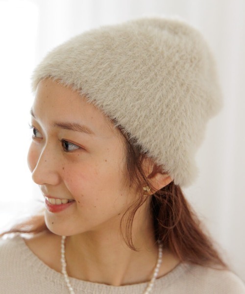 flower(フラワー)の「フラッフィーニットキャップ(ニットキャップ/ビーニー・レディース・ブラック/ベージュ・FREE)」の1枚目の写真