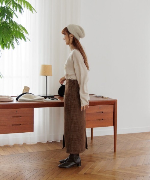 flower(フラワー)の「フラッフィーニットキャップ(ニットキャップ/ビーニー・レディース・ブラック/ベージュ・FREE)」の6枚目の写真