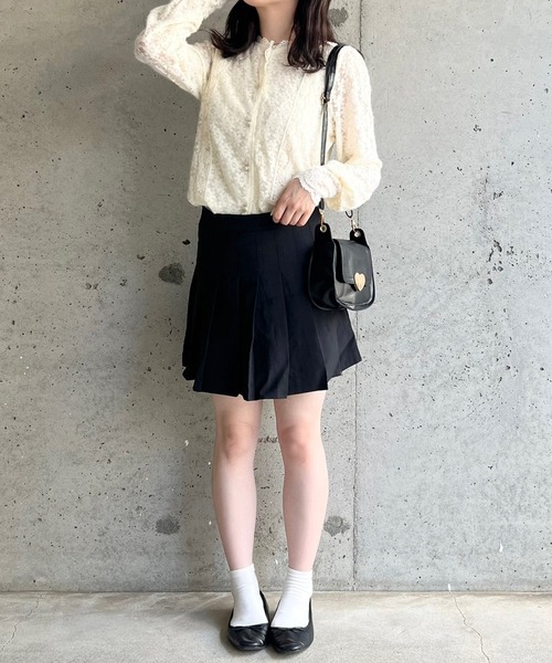 merrylatte(メリーラテ)の「フラワーレースカーディガンブラウス(シャツ/ブラウス・レディース・ホワイト・FREE/SMALL/LARGE)」の4枚目の写真