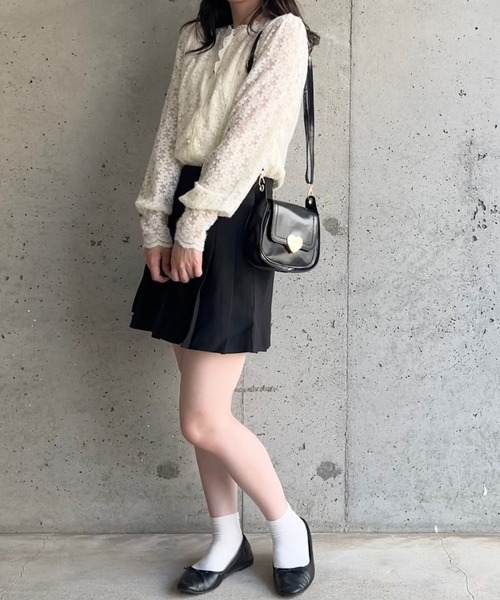 merrylatte(メリーラテ)の「フラワーレースカーディガンブラウス(シャツ/ブラウス・レディース・ホワイト・FREE/SMALL/LARGE)」の5枚目の写真